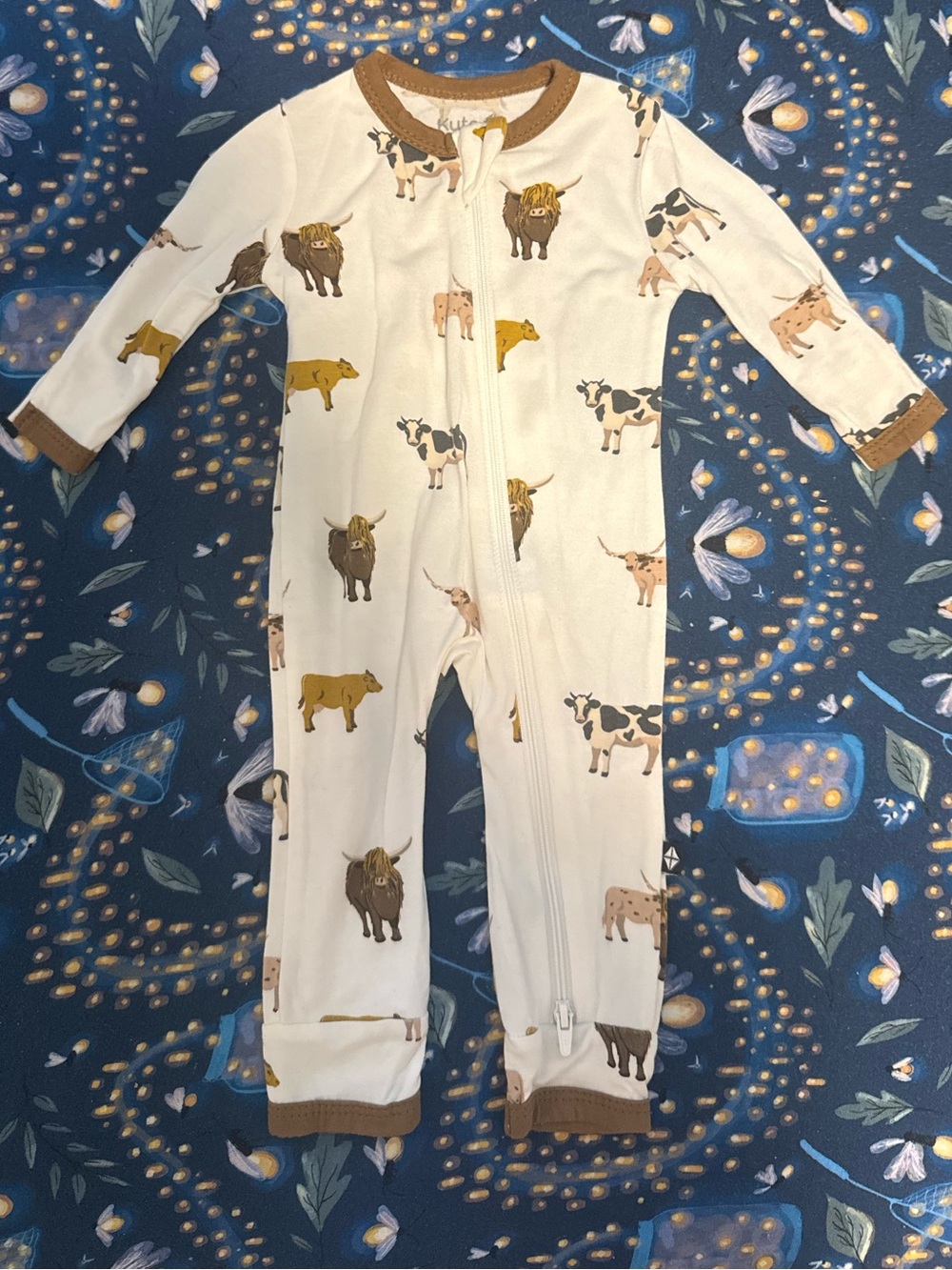 Kyte BABY white Moo Zip Romper with Brown Trim